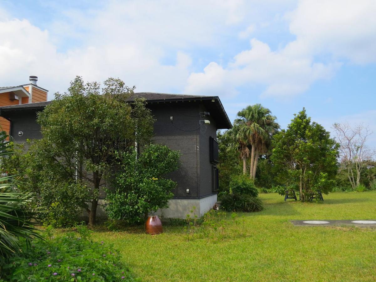 Cottage Orange House Yakushima Yakushima  Buitenkant foto