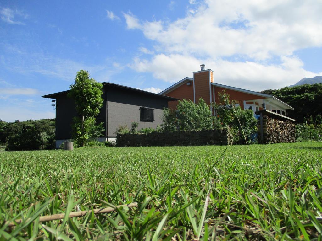 Cottage Orange House Yakushima Yakushima  Buitenkant foto