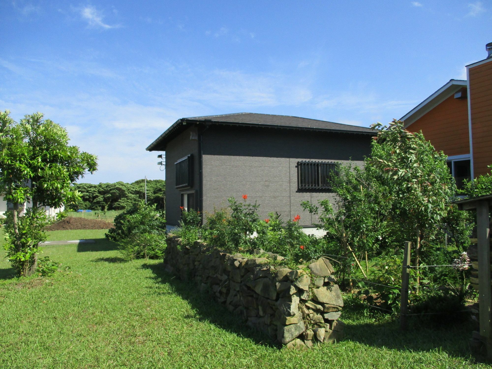 Cottage Orange House Yakushima Yakushima  Buitenkant foto